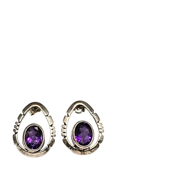 Vintage Sterling Silver and Amethyst Teardrop Stud Earrings, Estate Faceted Beze - Picture 7 of 13